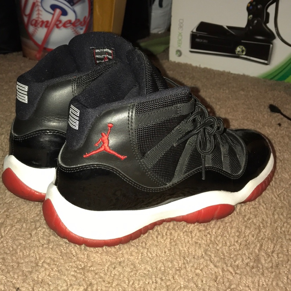 Jordan bred 11s
